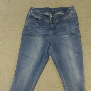 Capri jeans plus